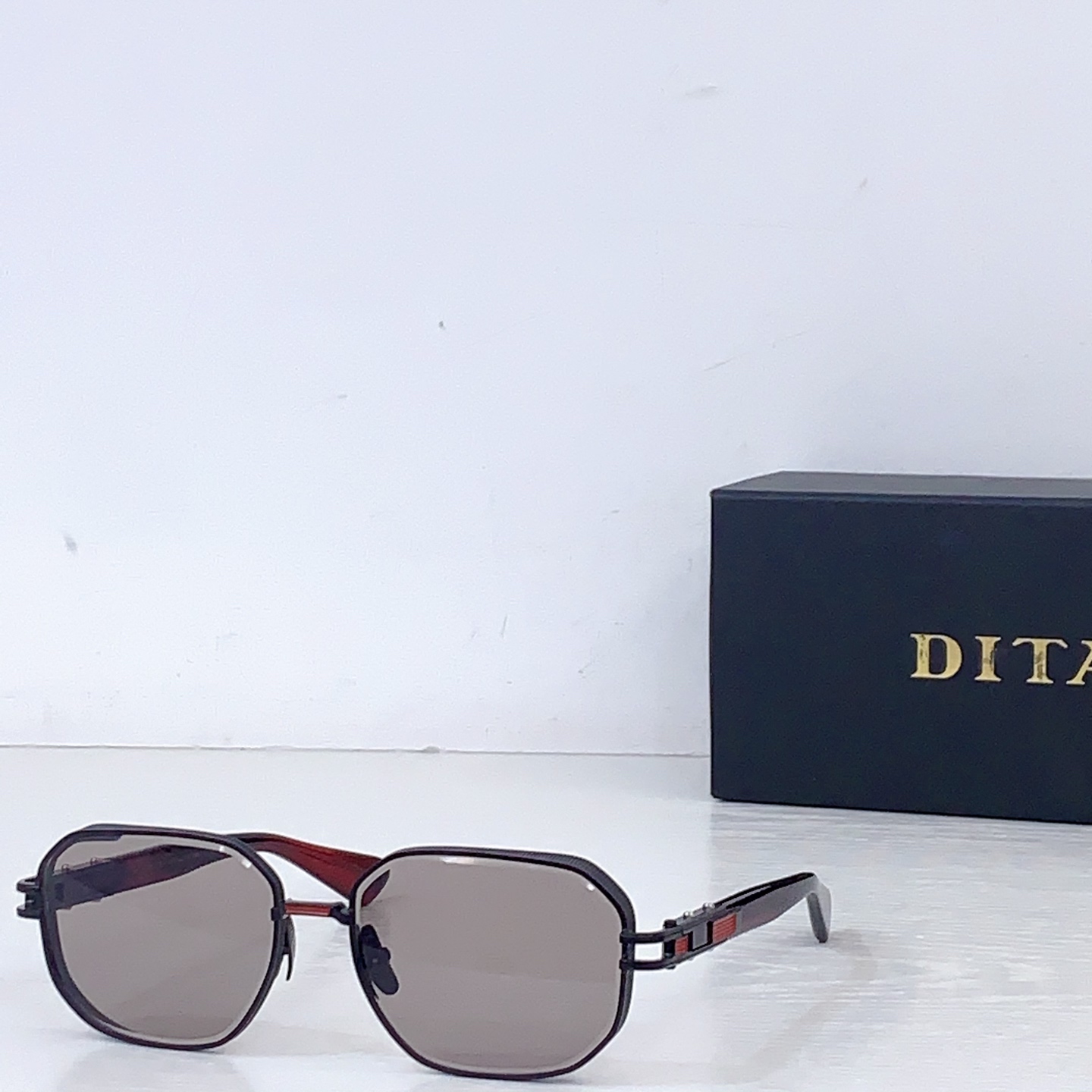Unknown DITA*MODEL：DTS473-A