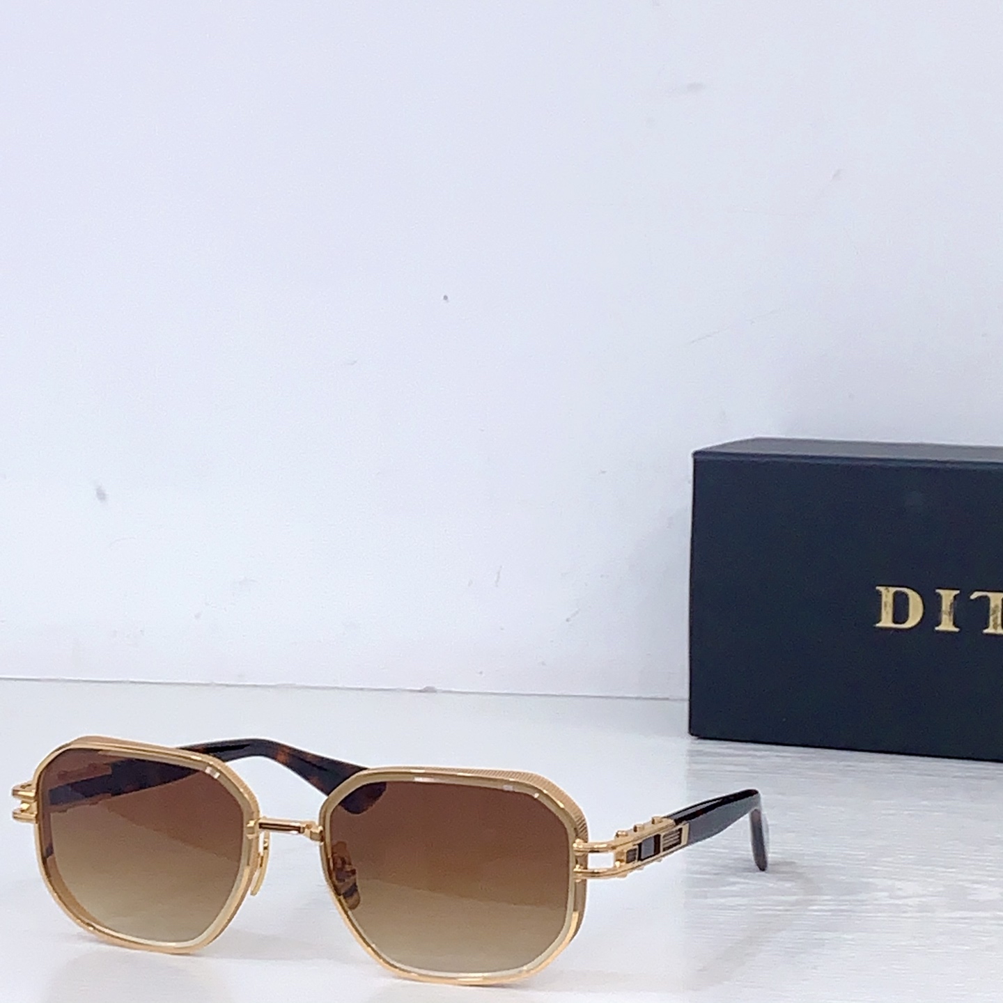 Unknown DITA*MODEL：DTS473-A