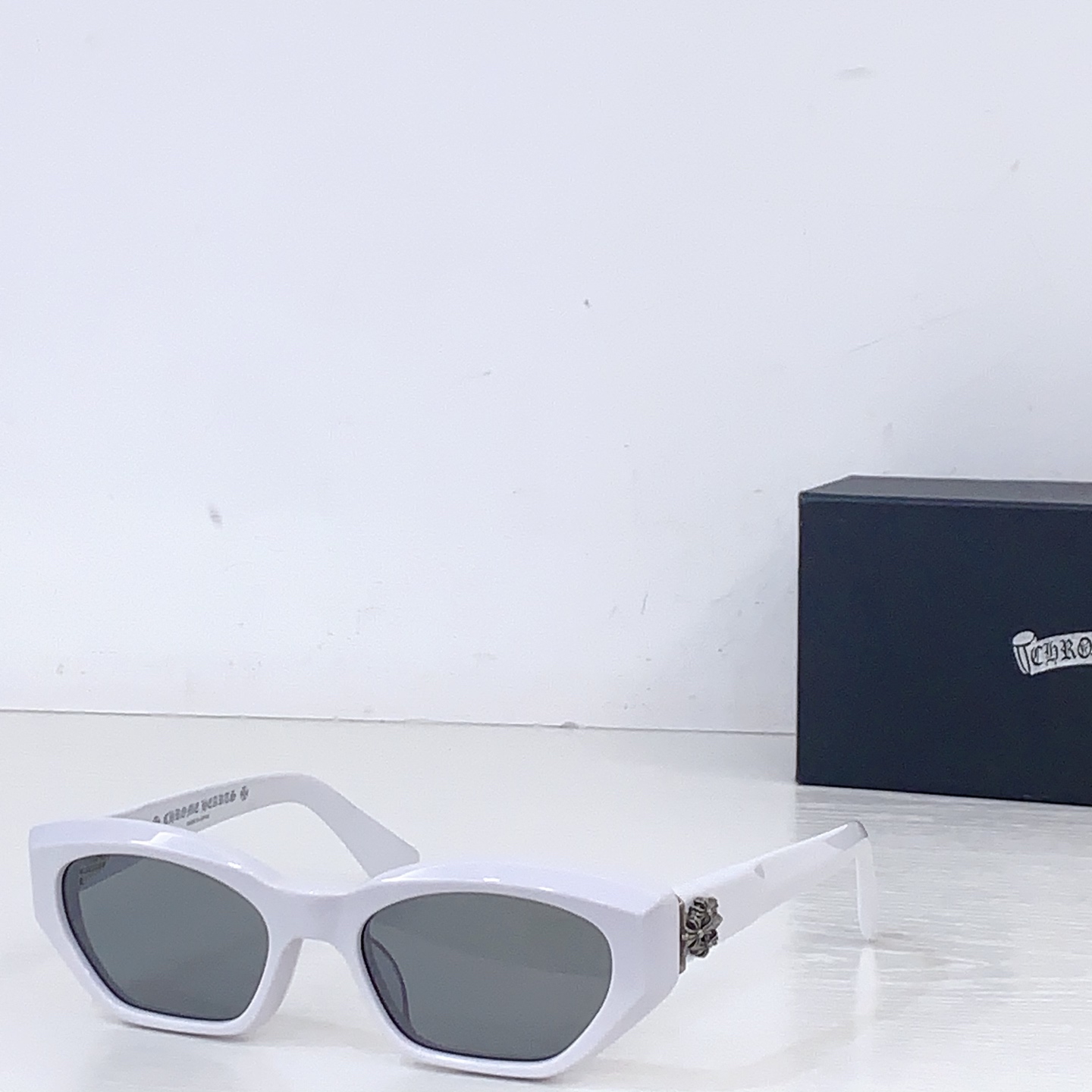 Chrome Hearts Chrome Heart*