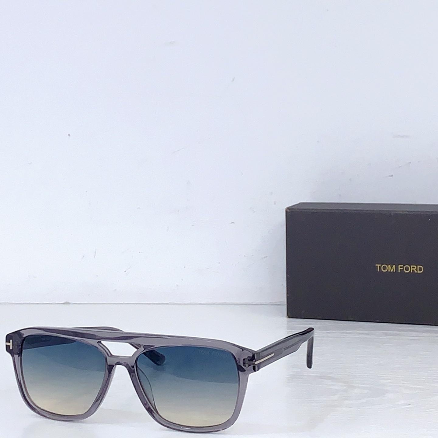Tom Ford TOM FOR*