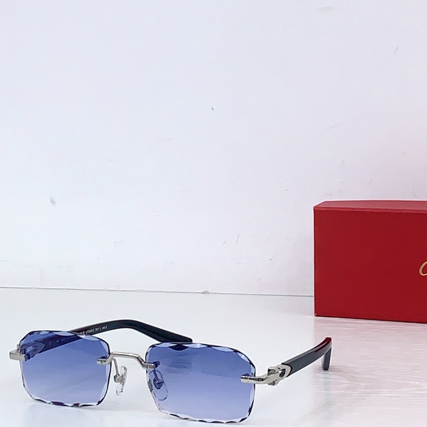 Cartier Cartie*