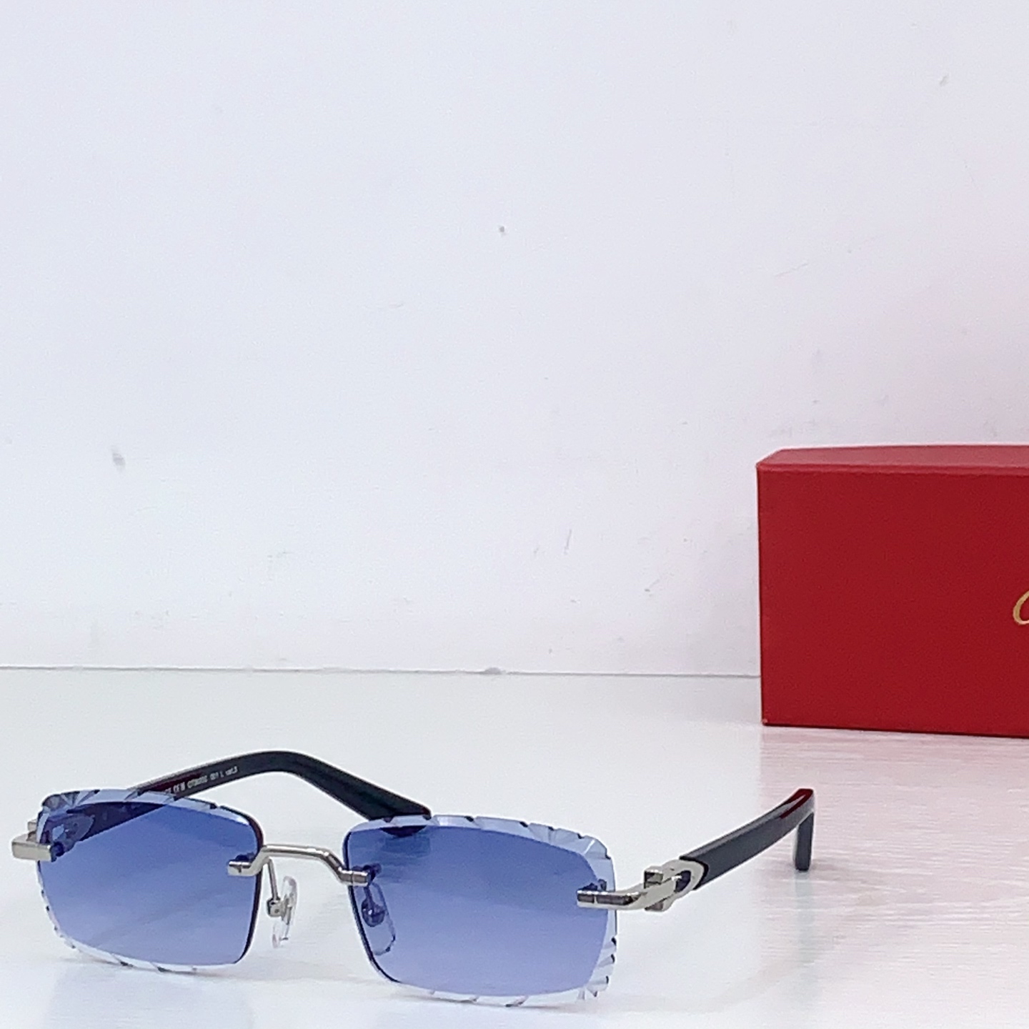 Cartier Cartie*