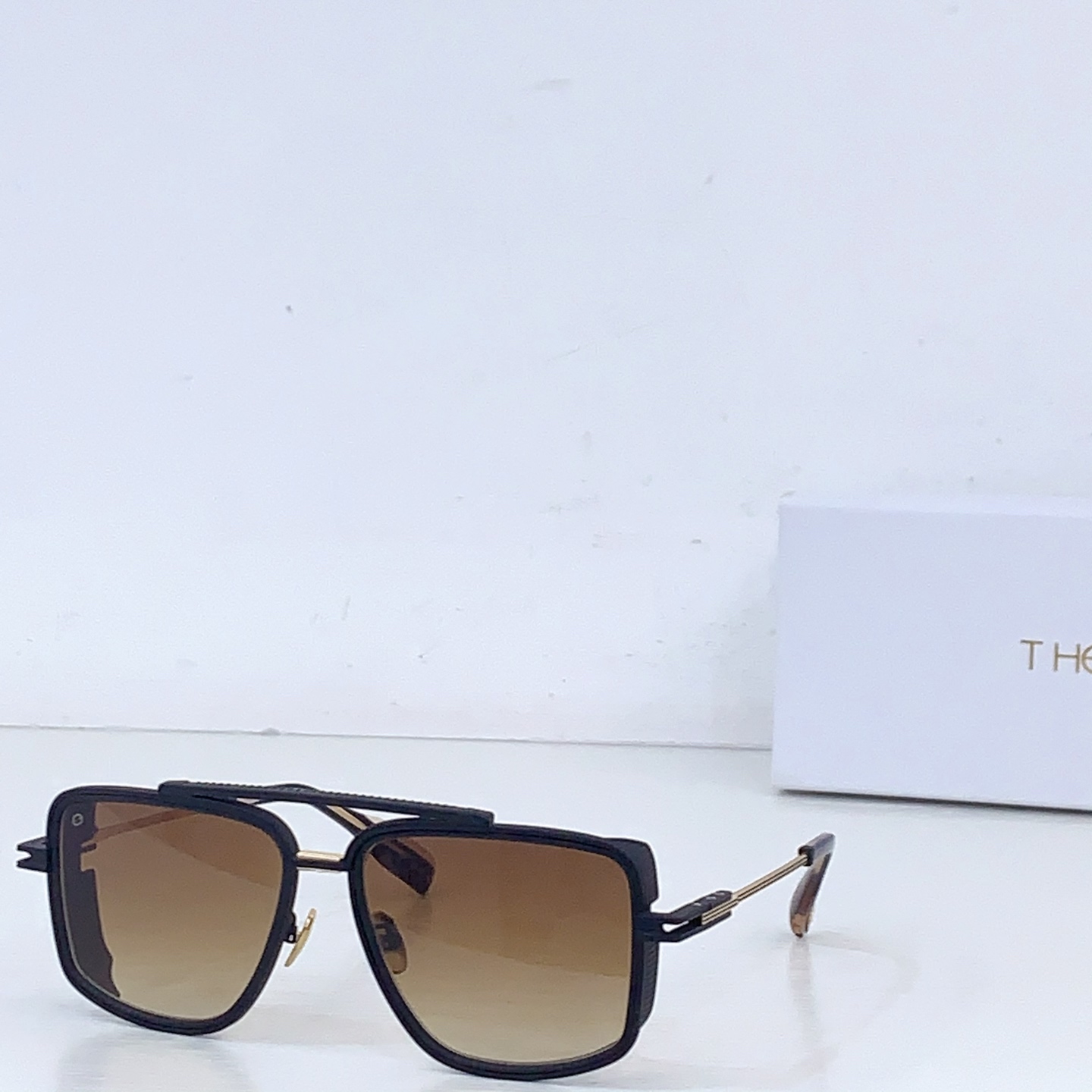 Unknown T-HENR*