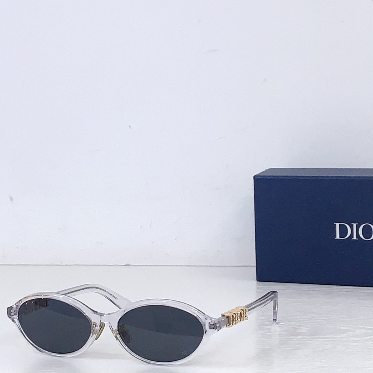 Dior DIO*