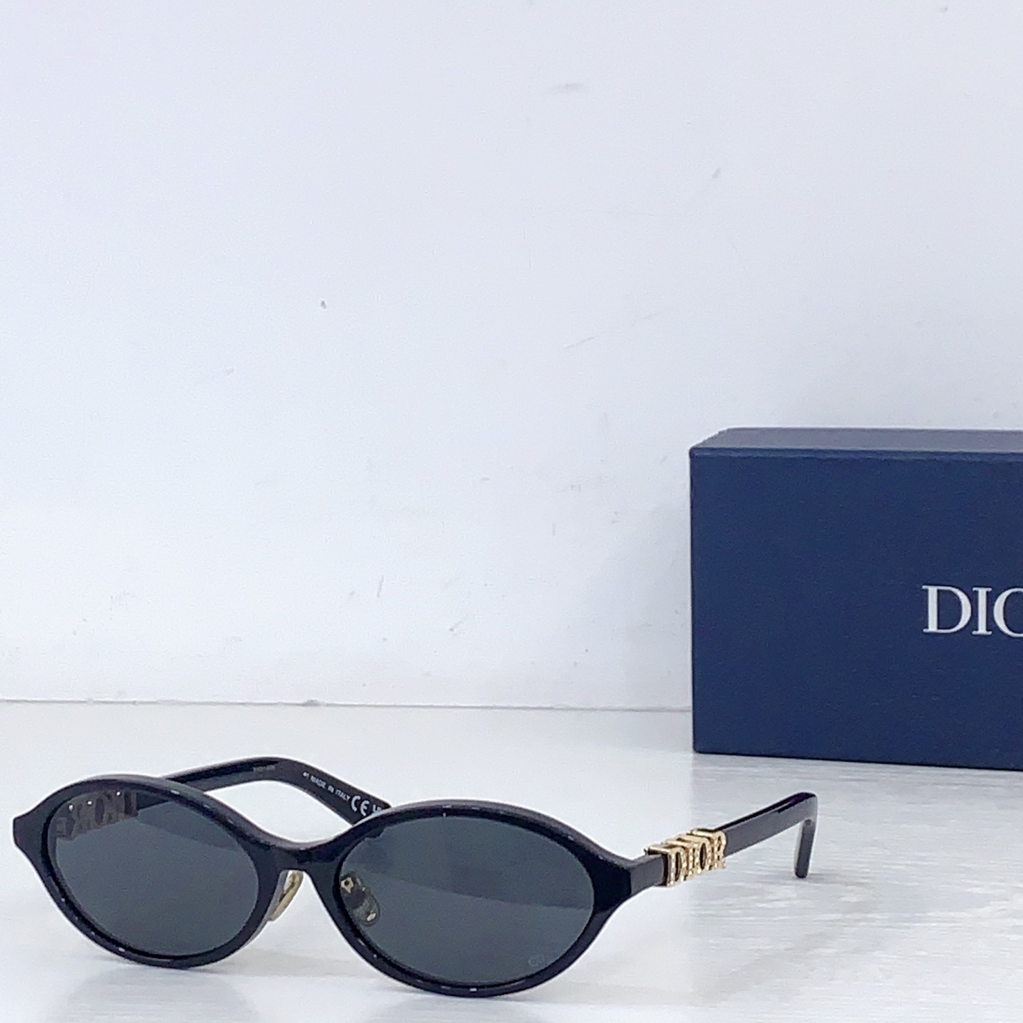 Dior DIO*