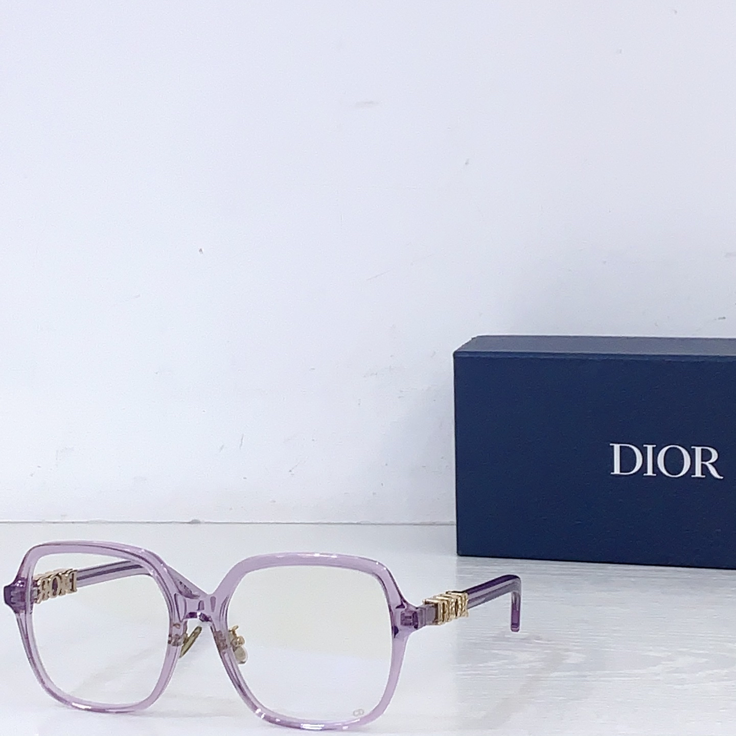 Dior DIO*