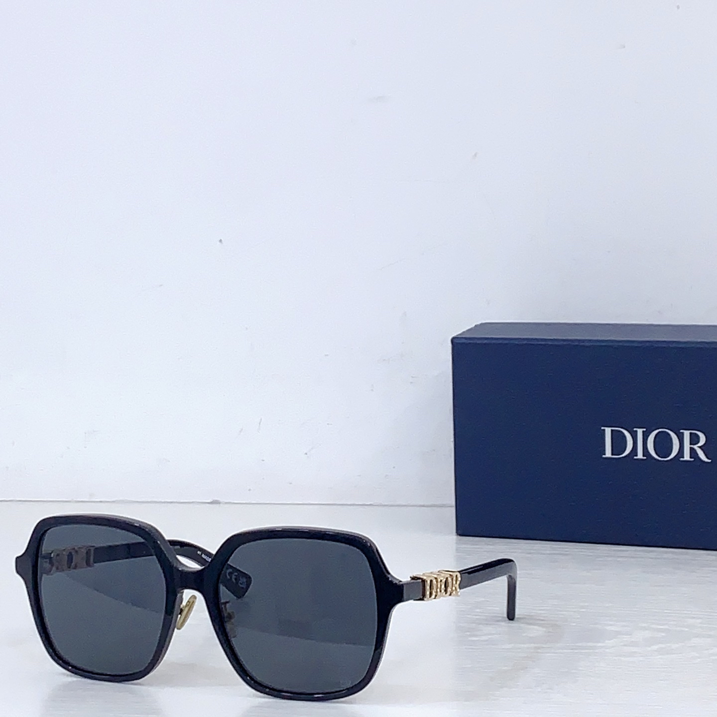 Dior DIO*