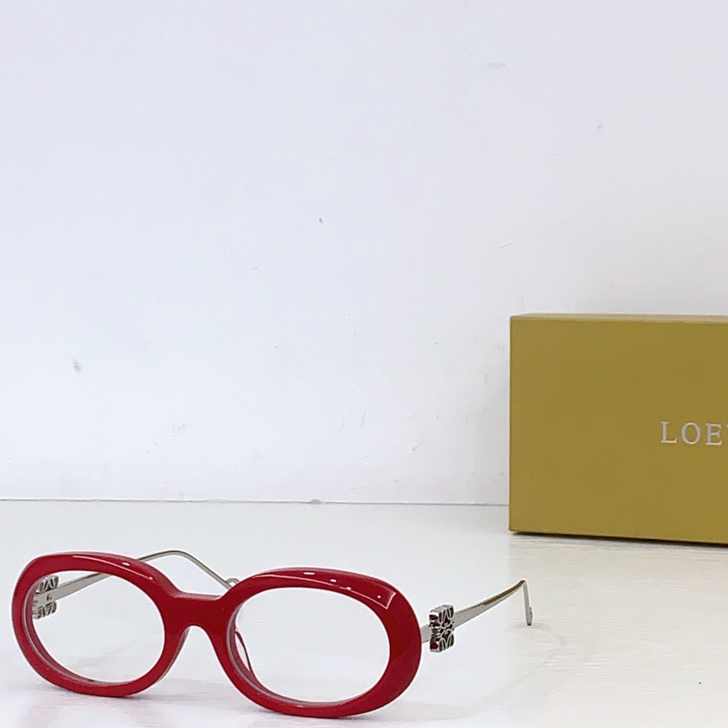Loewe LOEW*
