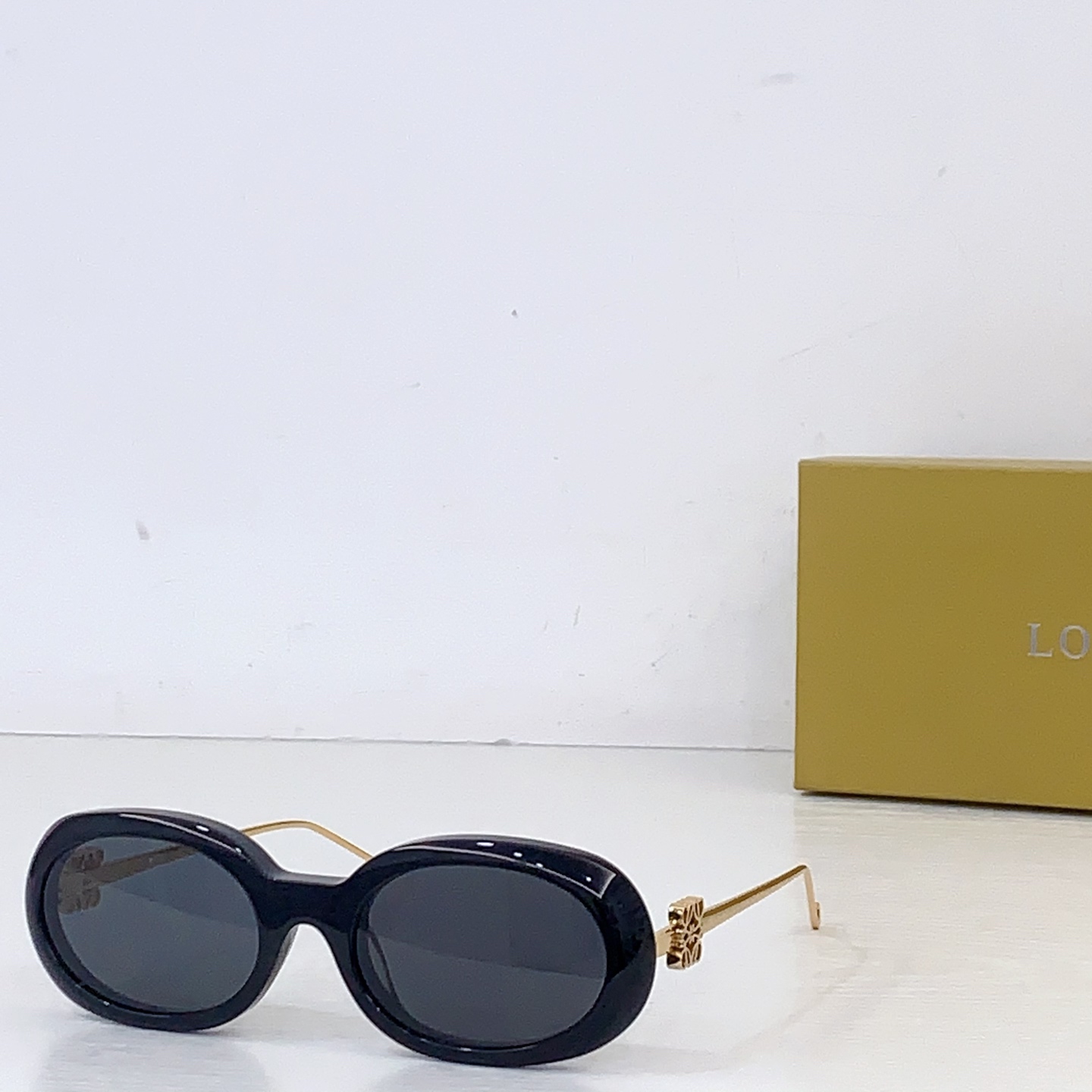 Loewe LOEW*