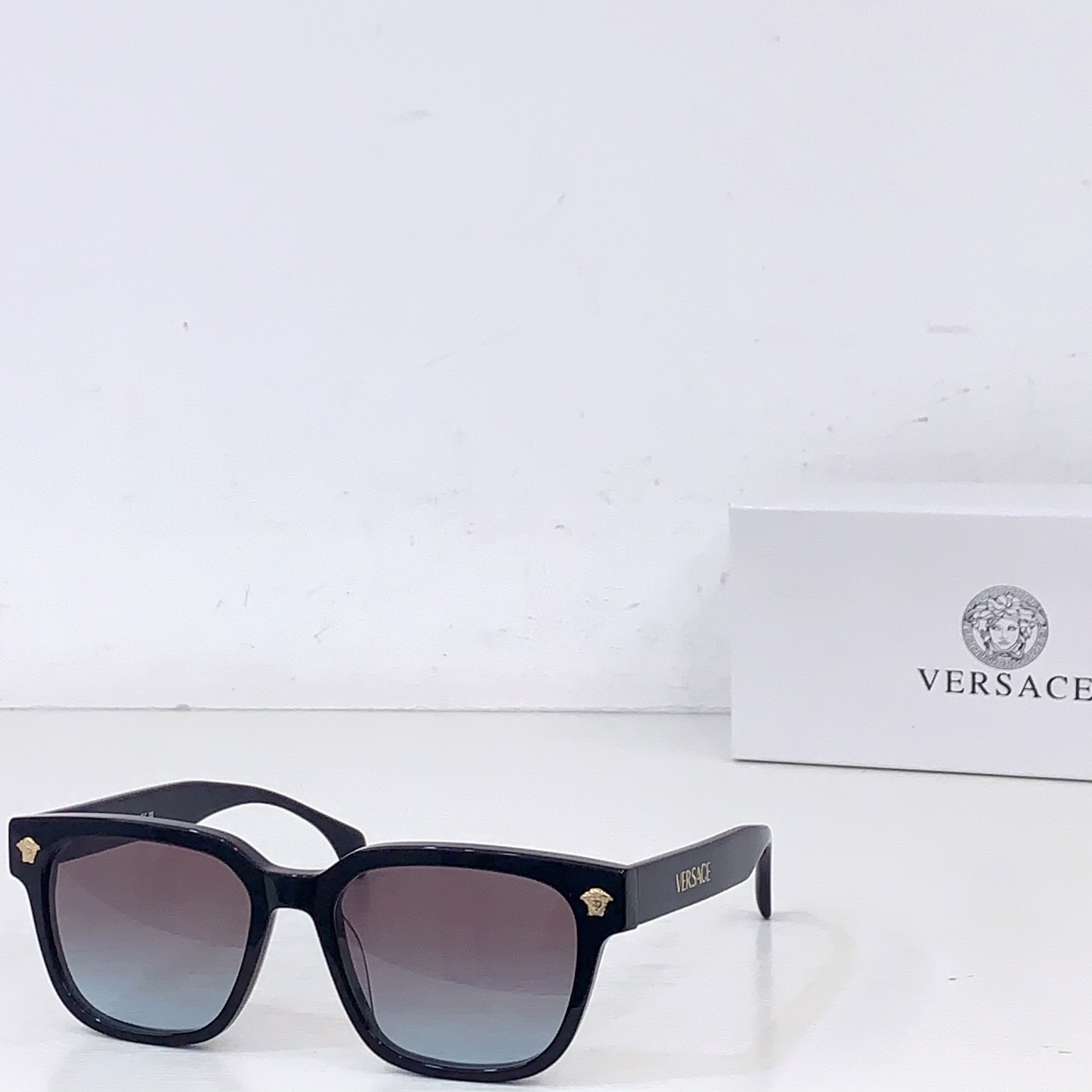 Versace VERSAC* MODEL：VE4513D