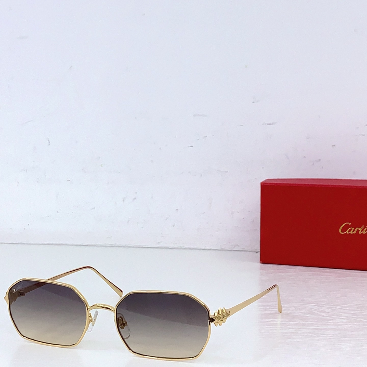 Cartier Cartie* MODEL：CT0647S