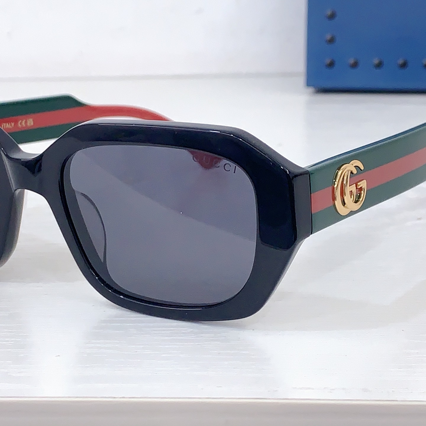 Gucci GUCC*