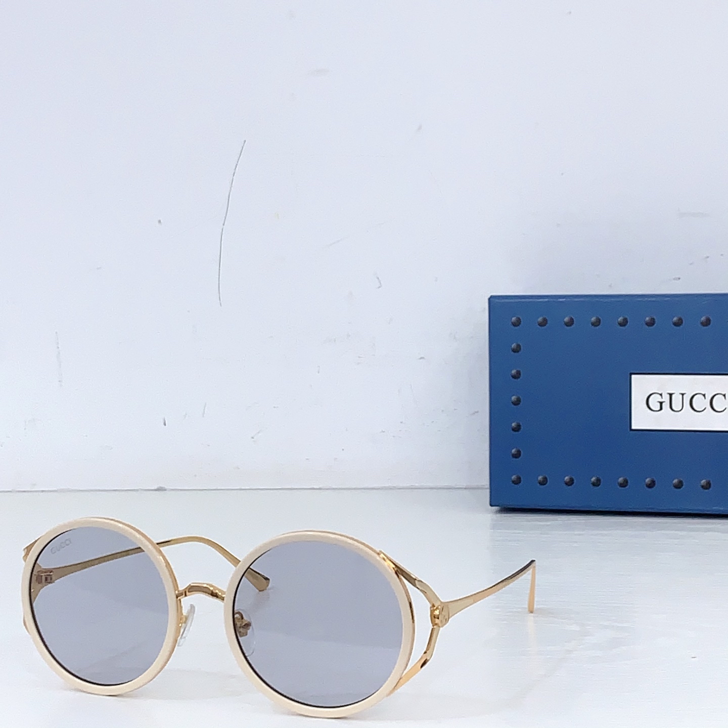 Gucci GUCC*