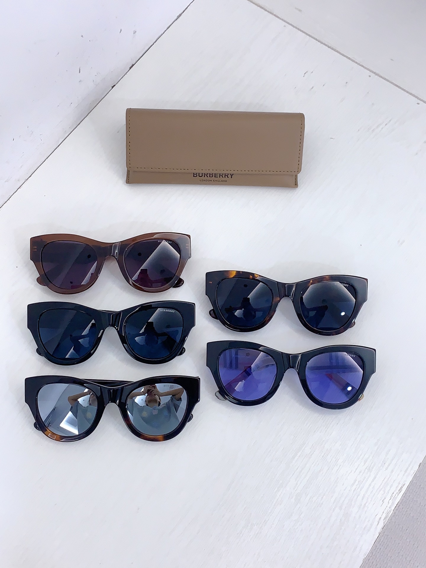Burberry BURBERRY*MODEL：BE 4477