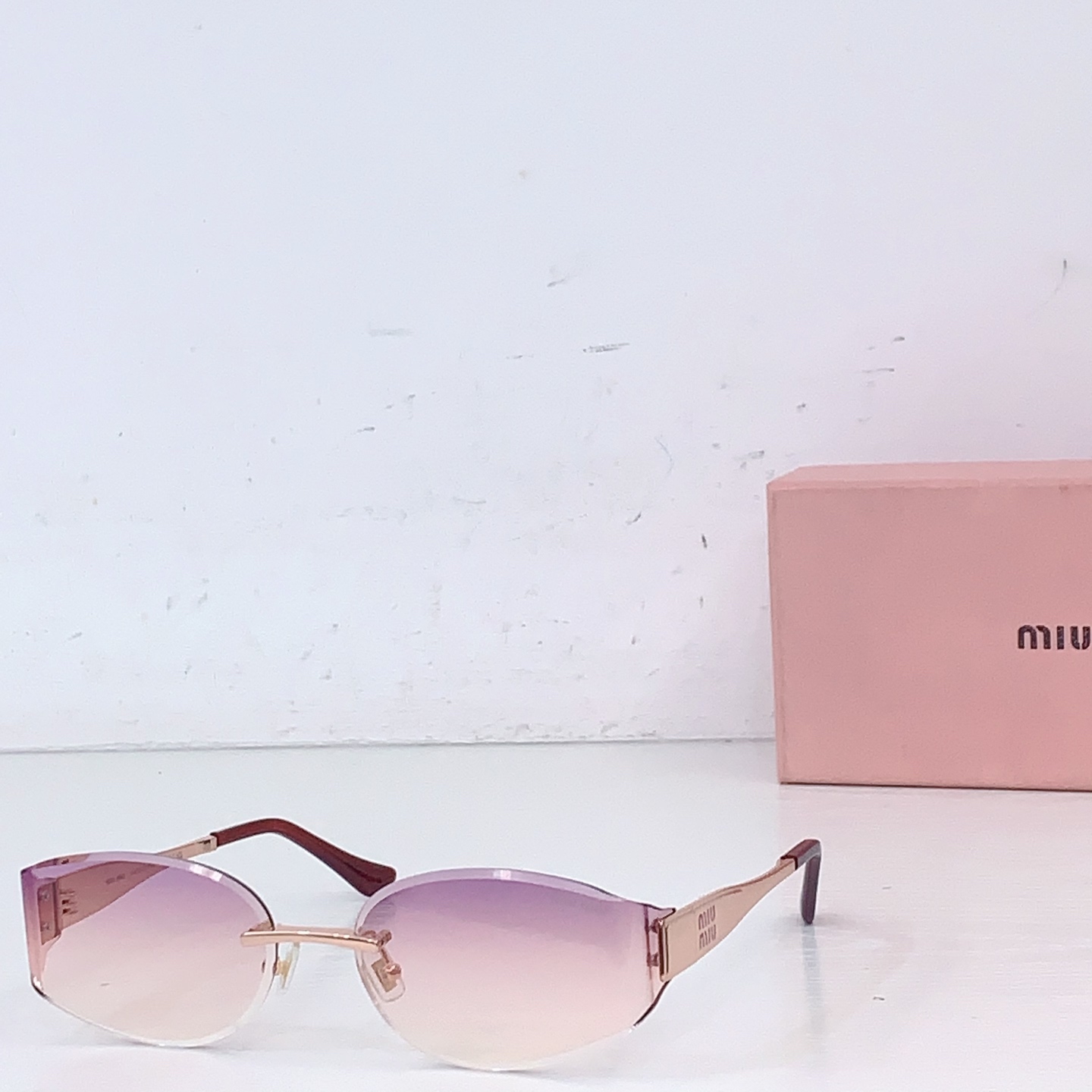 Miu Miu MIU M* MU 8065