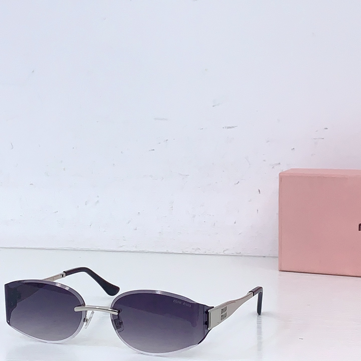 Miu Miu MIU M* MU 8065