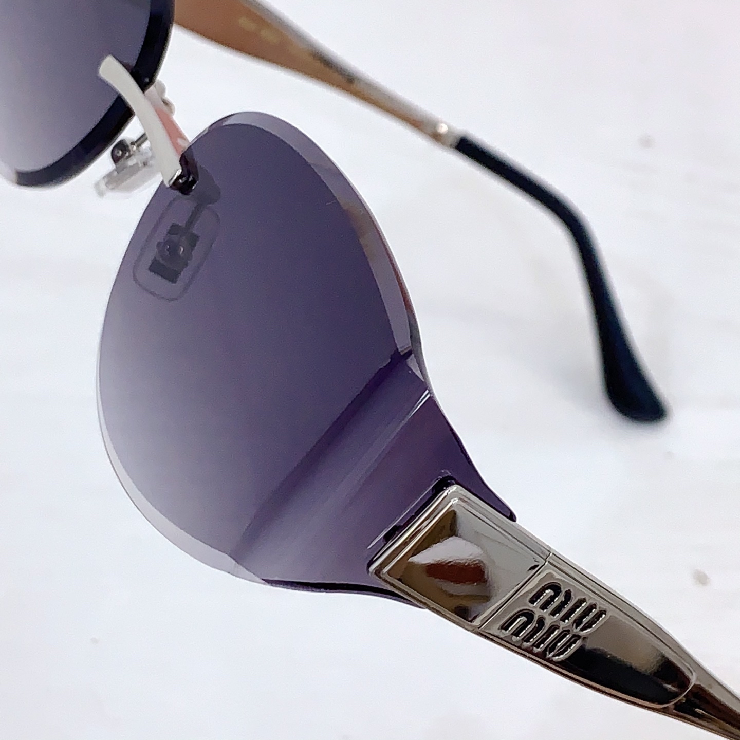 Miu Miu MIU M* MU 8065