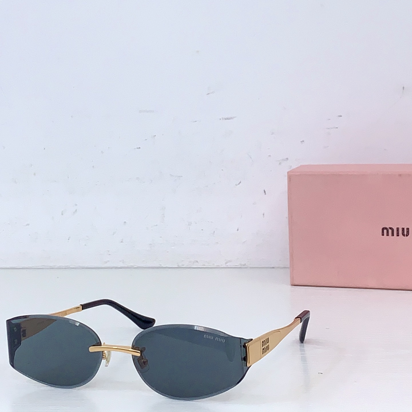Miu Miu MIU M* MU 8065