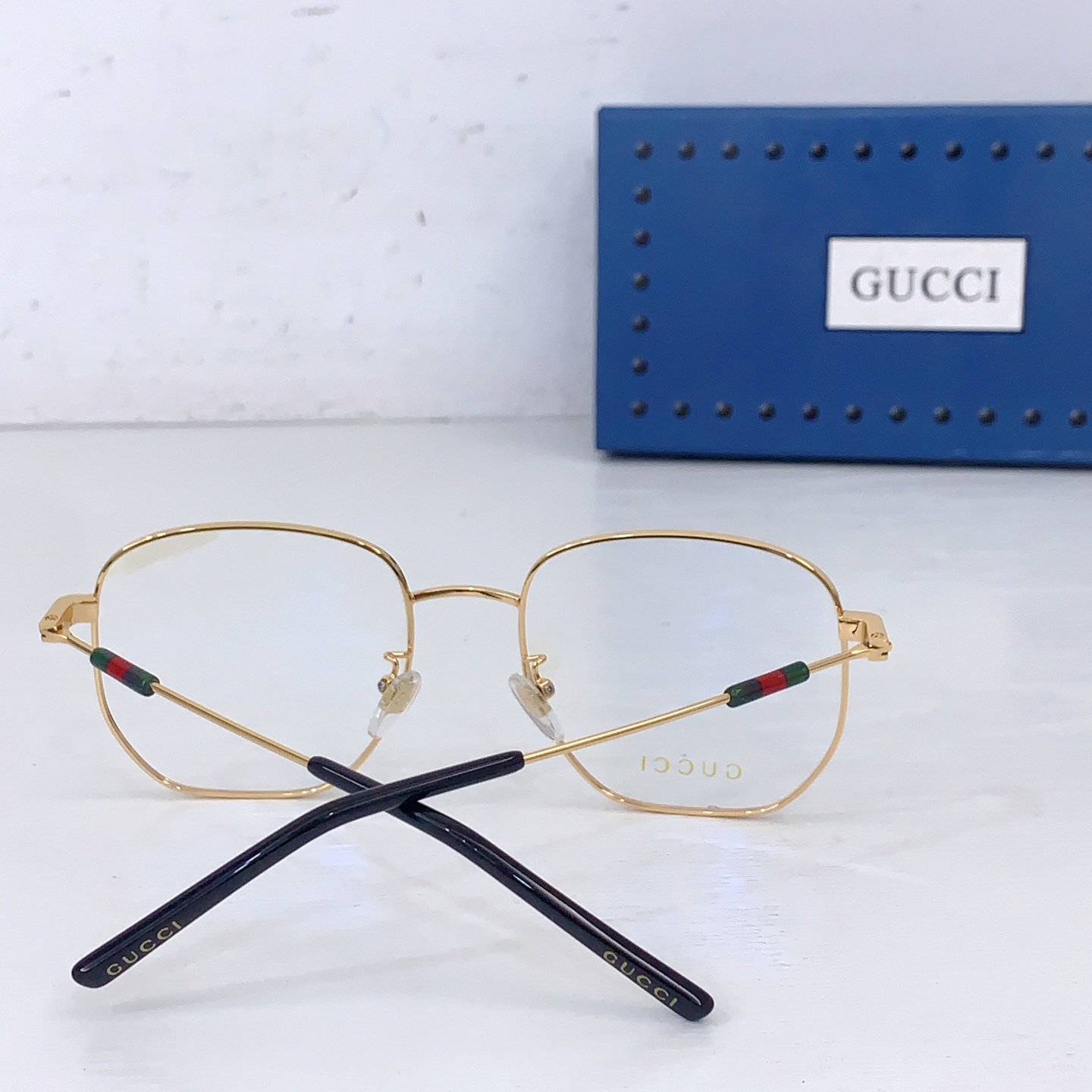 Gucci GUCC*