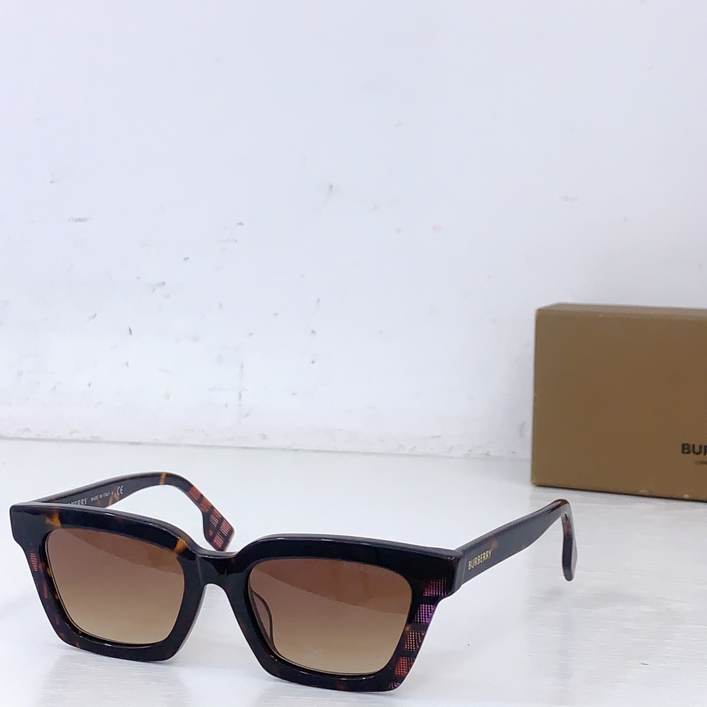 NO:864683,BURBERR* MODELBE4392 SIZE52 mouth 19- glasses sunglasses sunglasses, glasses, burberry19860909BURBERR* MODELBE4392 SIZE52口19- 眼镜墨镜太阳镜,眼镜,burberry,glasses
