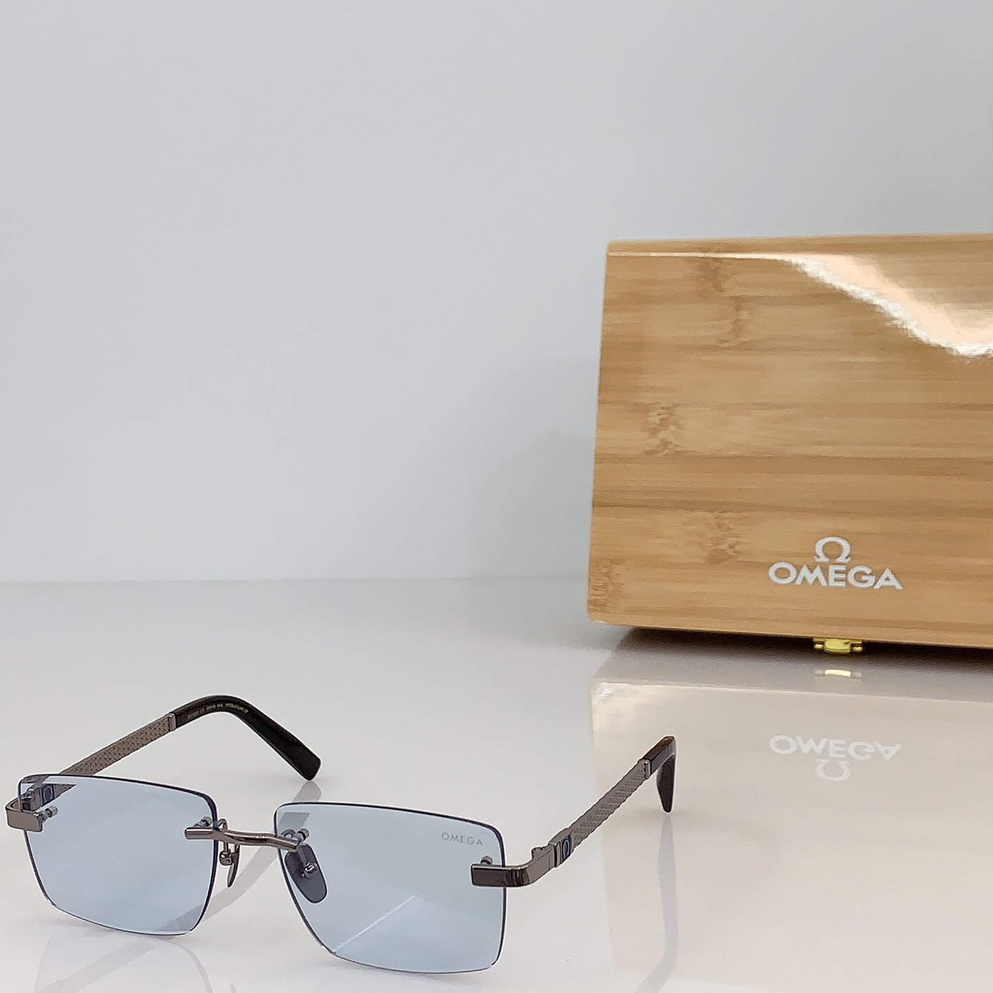 NO:950332,OMEGA MODELSS SIZE58 mouth 16-18K-TITANIUM titanium glasses, sunglasses, sunglasses, glasses19860909OMEGA 奥米茄 MODELSS SIZE58口16- 18K-TITANIUM 钛 眼镜墨镜太阳镜,眼镜,glasses