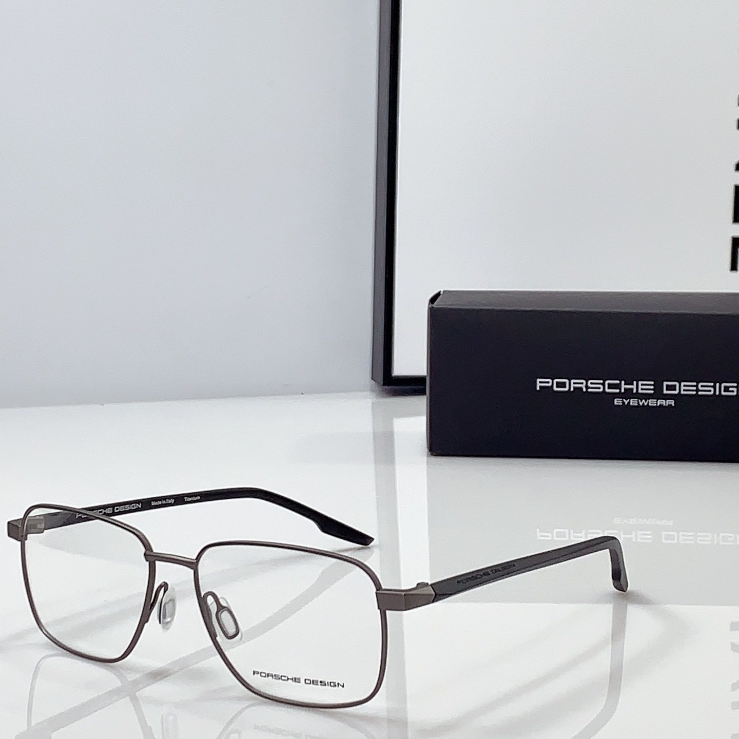 NO:952867,PORSCHE DESIG* MODELP'8739 SIZE57 mouth 16- titanium glasses sunglasses sunglasses, glasses19860909PORSCHE DESIG* MODELP'8739 SIZE57口16- 钛眼镜墨镜太阳镜,眼镜,glasses