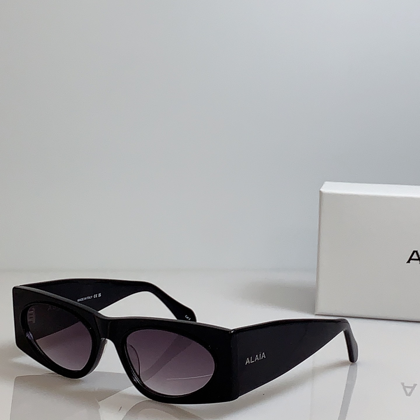 NO:952829,ALAIA MODEL:AA0085S SIZE57 mouth 17-delivery box～～glasses, sunglasses, sunglasses, glasses,alaia19860909ALAIA MODEL:AA0085S SIZE57口17- 配送盒子～～眼镜墨镜太阳镜,眼镜,alaia,glasses