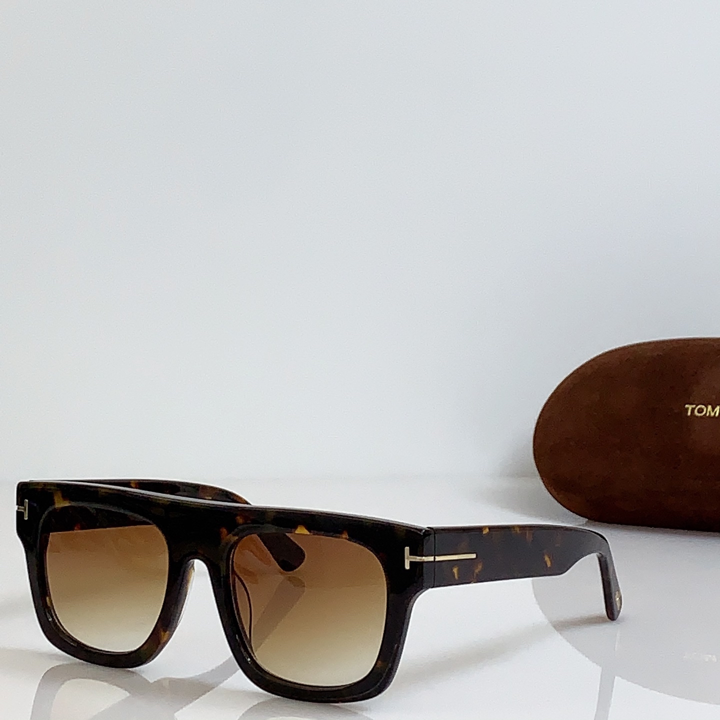 NO:952768,TOM FORD Model FT0711 Size: 53 mouth 20-glasses, sunglasses, sunglasses, glasses, tom ford19860909TOM FORD 汤姆福特 型号 FT0711 尺码:53口20-眼镜墨镜太阳镜,眼镜,tom ford,glasses