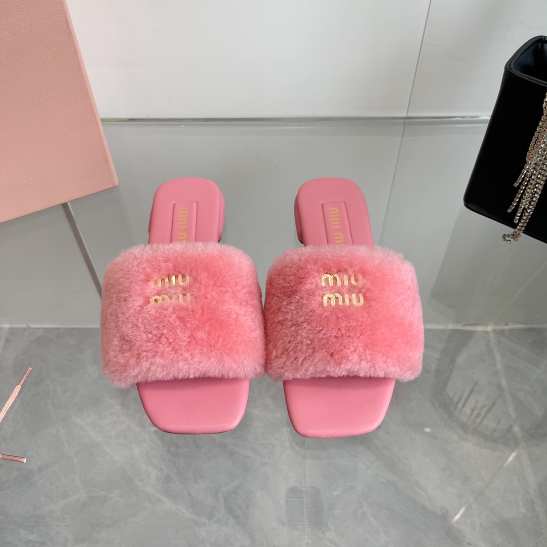 MiuMiu Shoes Slippers Genuine Leather Sheepskin Wool Fall/Winter Collection