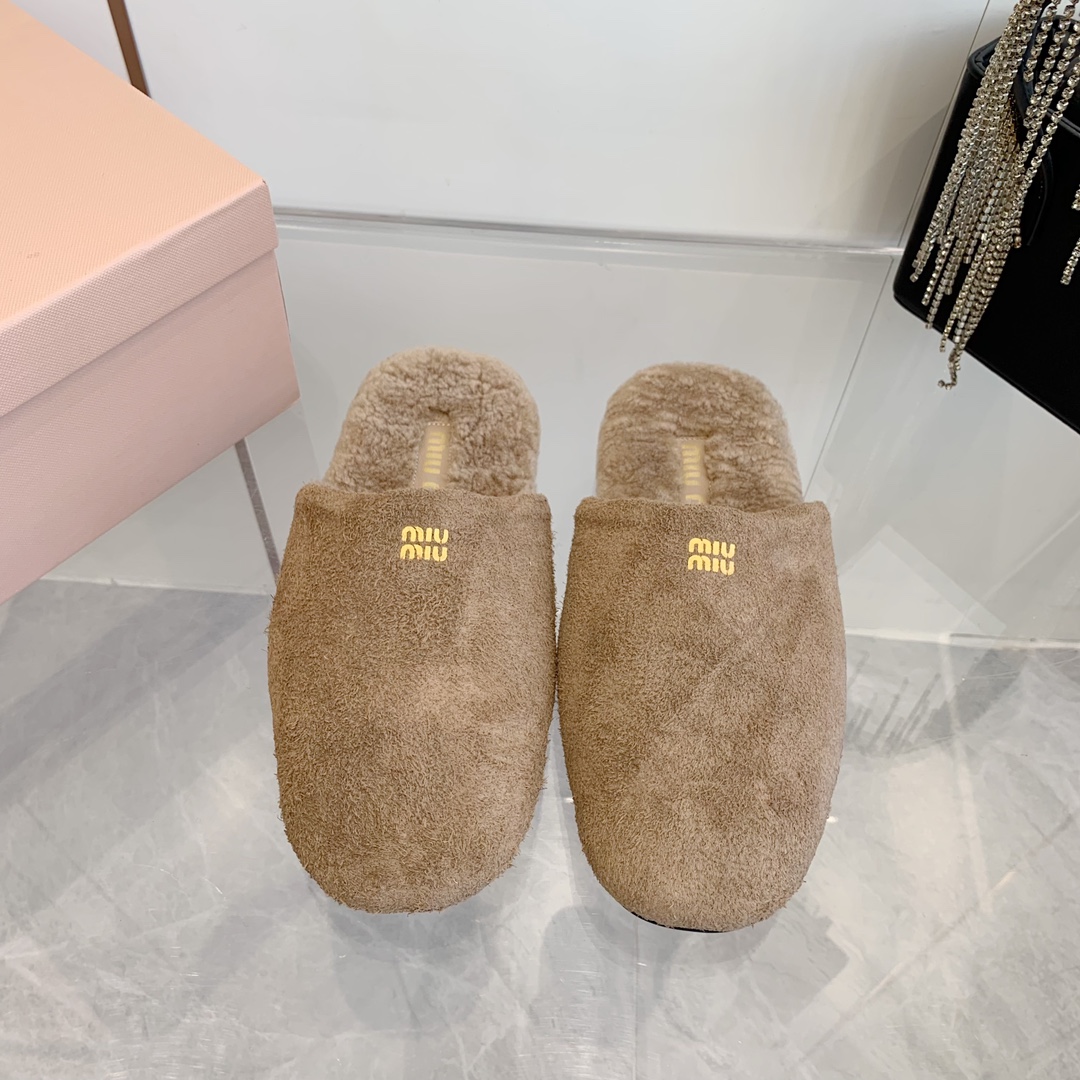 Louis Vuitton Shoes Half Slippers Mules Rubber Wool Fall Collection