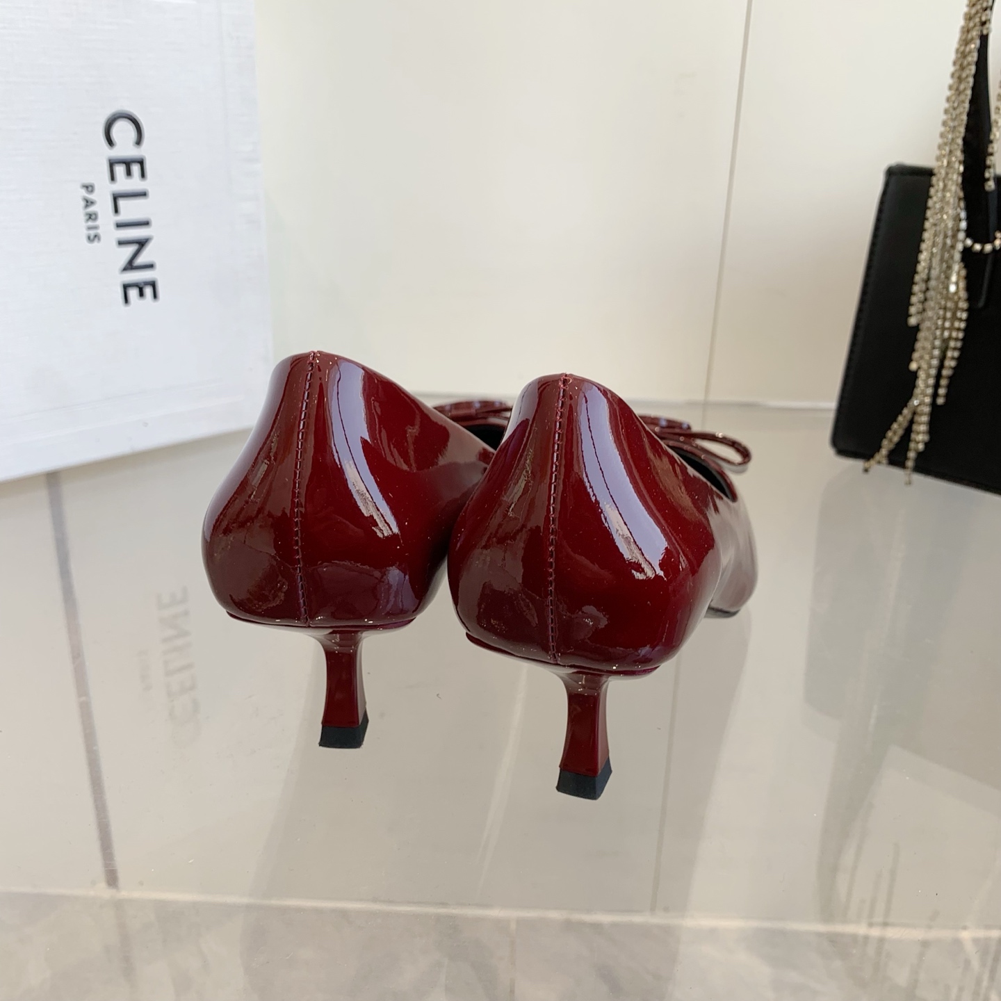 Celine Triomphe T-Strap Kitten Heels in Patent Calfskin - Elegant & Chic 9 i1739946737043 185 0 7