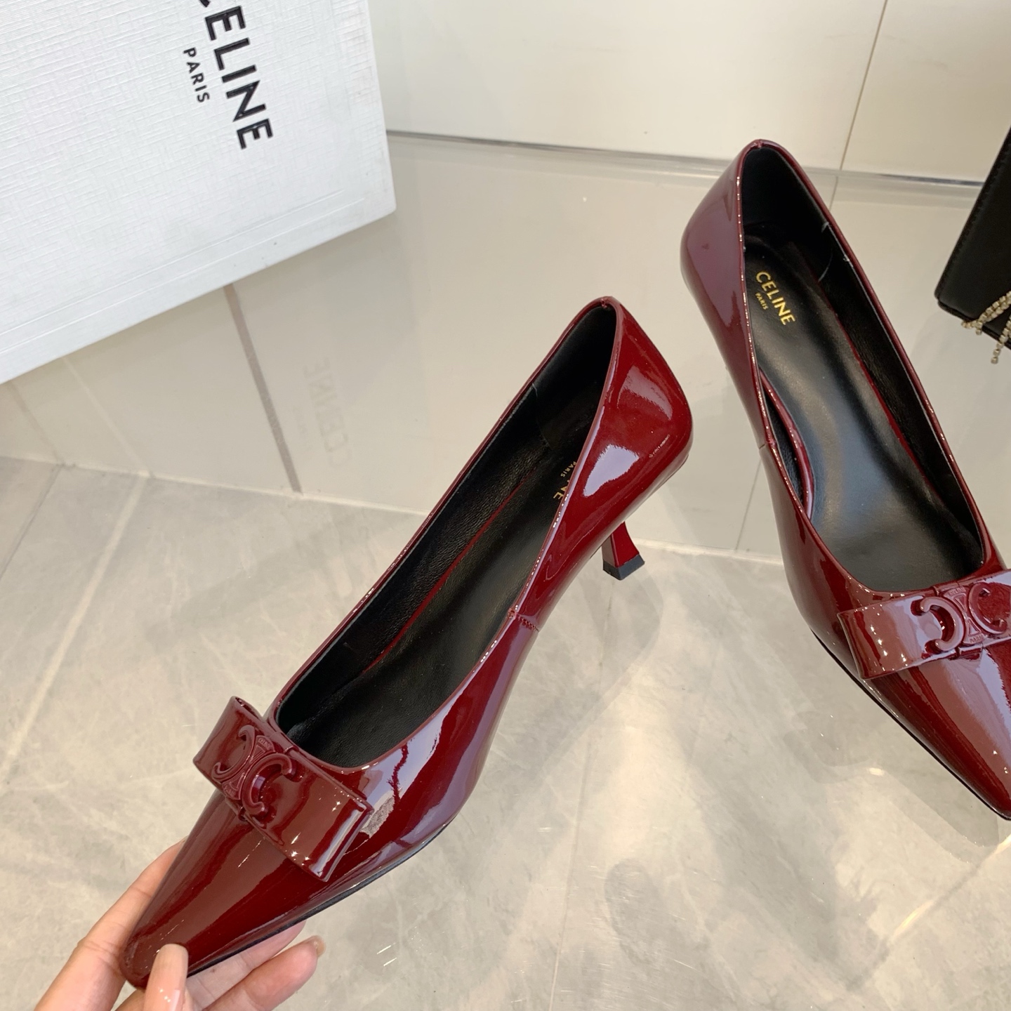 Celine Triomphe T-Strap Kitten Heels in Patent Calfskin - Elegant & Chic 5 i1739946737070 2197 0 3