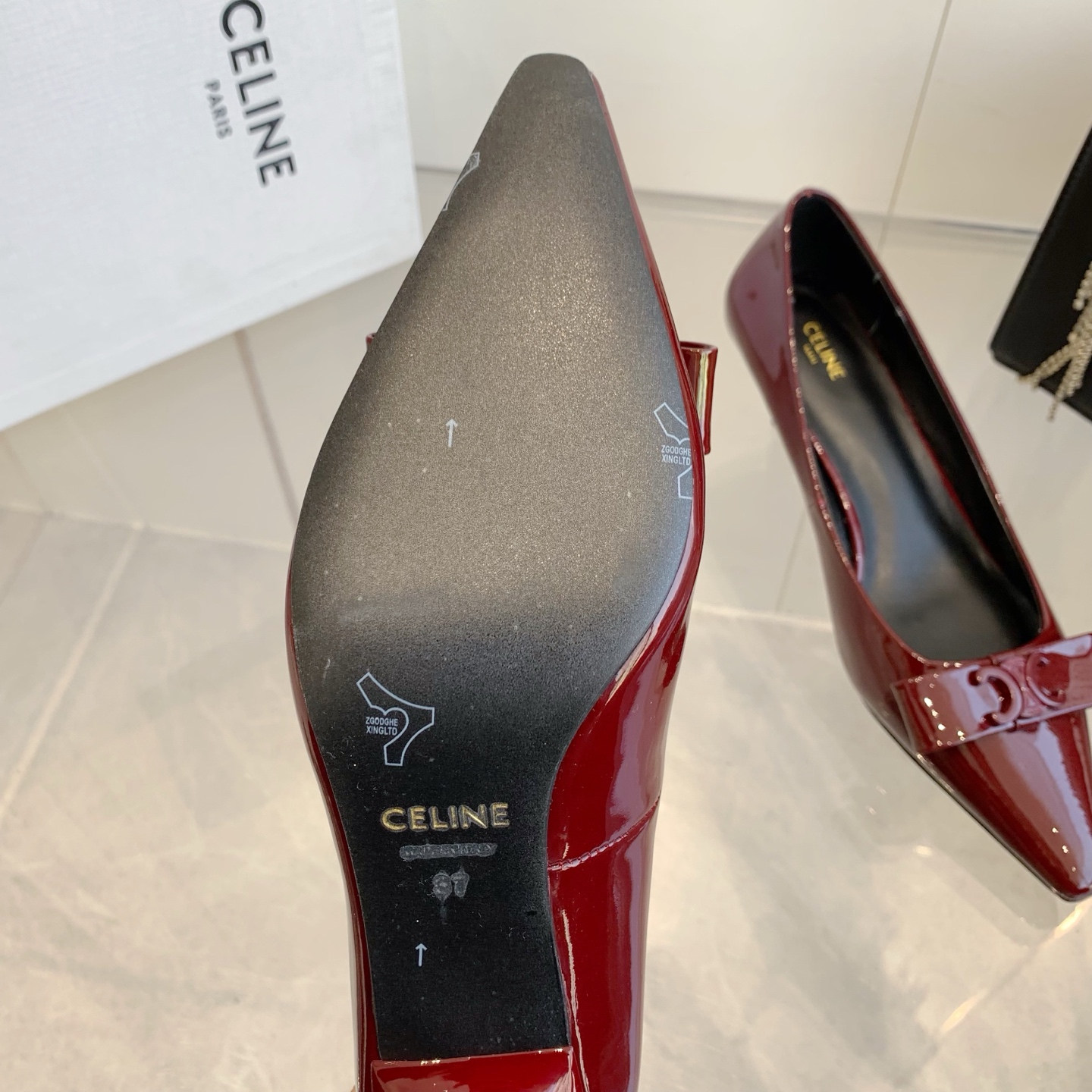 Celine Triomphe T-Strap Kitten Heels in Patent Calfskin - Elegant & Chic 10 i1739946737079 3346 0 8