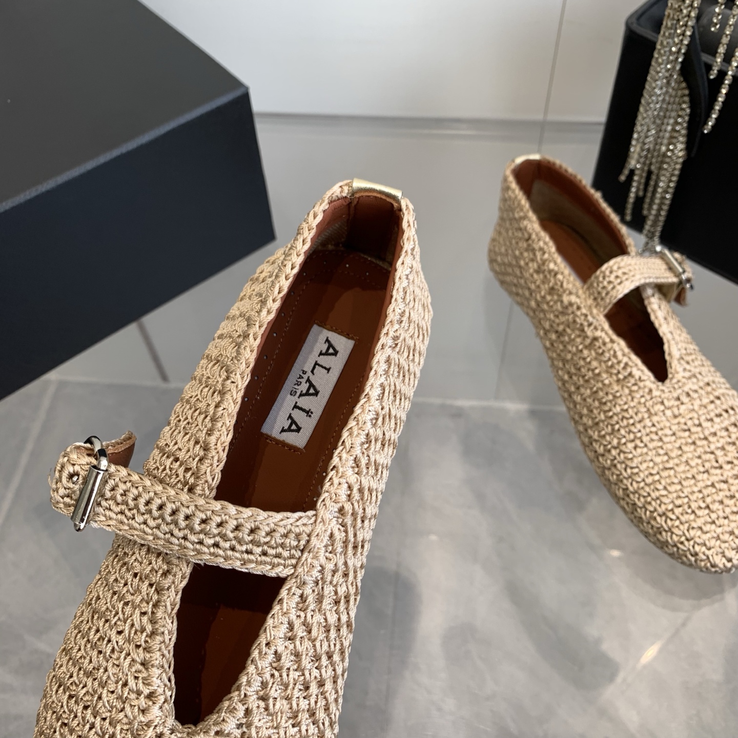 ALAIA 25AW Ballet Flats - French Elegance, Sweet & Cool Style 6 i1740554841501 4532 0 4