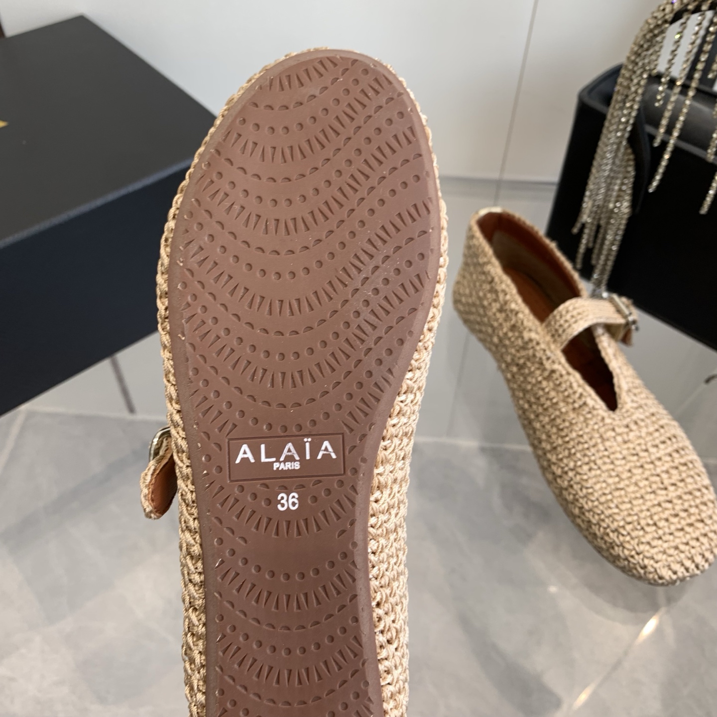 ALAIA 25AW Ballet Flats - French Elegance, Sweet & Cool Style 10 i1740554841528 8429 0 8