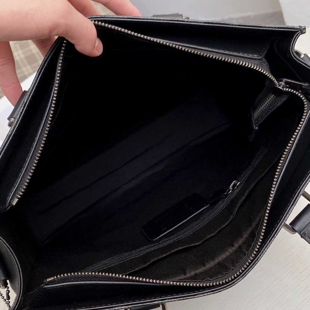 Coach 新款男包VARSITY条纹GRAHAM托特包c3232单肩斜挎手提公文包6707卡其，尺寸35.37.8
