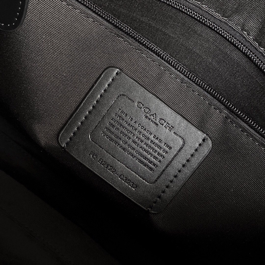 Coach 新款男包VARSITY条纹GRAHAM托特包c3232单肩斜挎手提公文包6707卡其，尺寸35.37.8