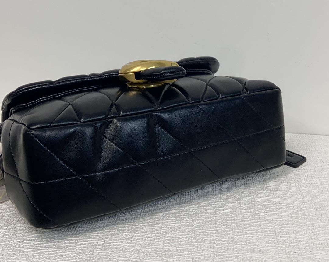 Coach Coach 2月新品 CP150 Quilting Tabby珩缝工艺的链条tabby 酷酷的暗黑扣