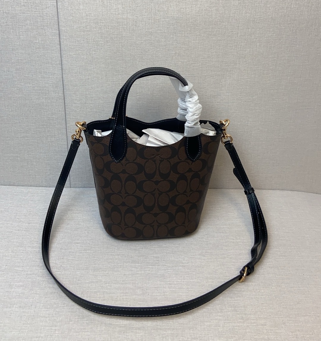 Coach ～Coach四月新款cR168