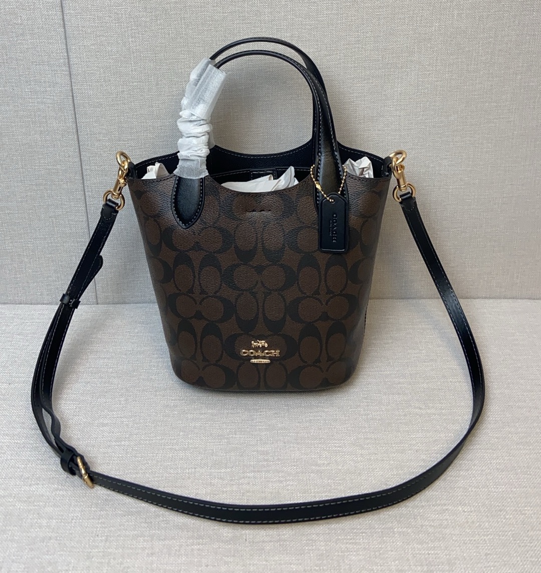 Coach ～Coach四月新款cR168