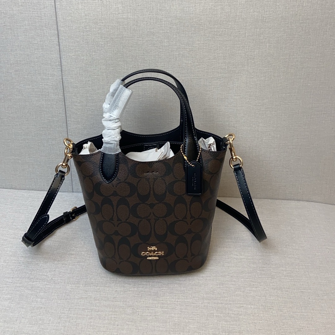 Coach ～Coach四月新款cR168