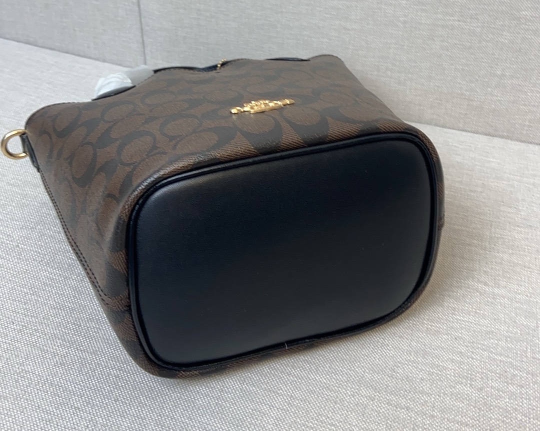 Coach ～Coach四月新款cR168