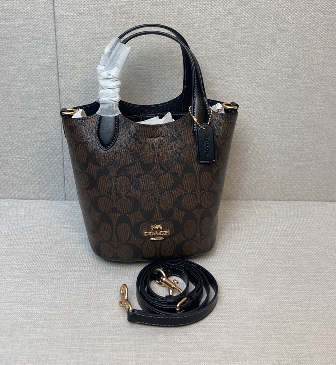 Coach ～Coach四月新款cR168