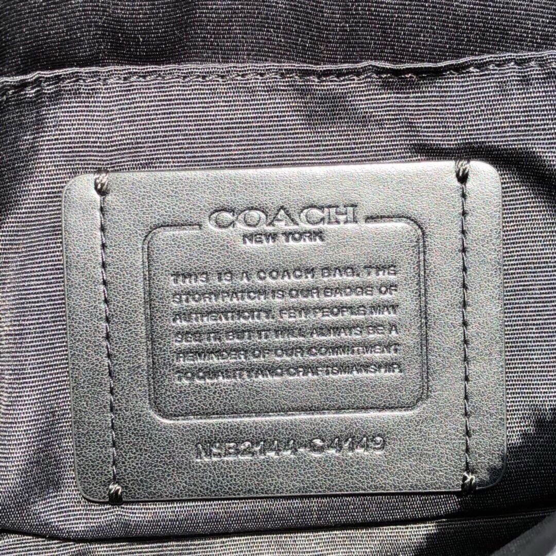 Coach C4149 最新款COACH 蔻驰 奥莱款 款 男士单肩背斜挎包 新款比以前的相机包大一点