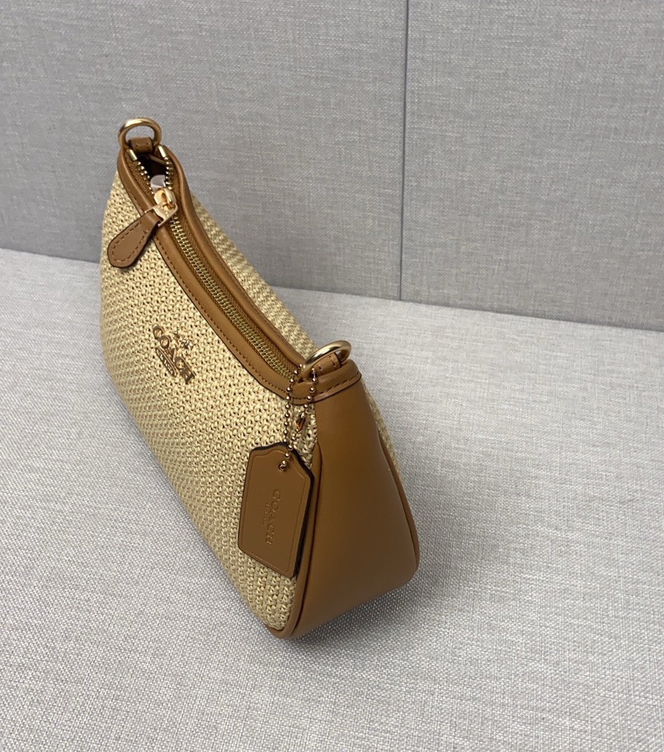 Coach ～5月新品 Coach CR350 玩转这个夏天Soft 有氛围感夏日去度假海边拍照非常出片应景触感