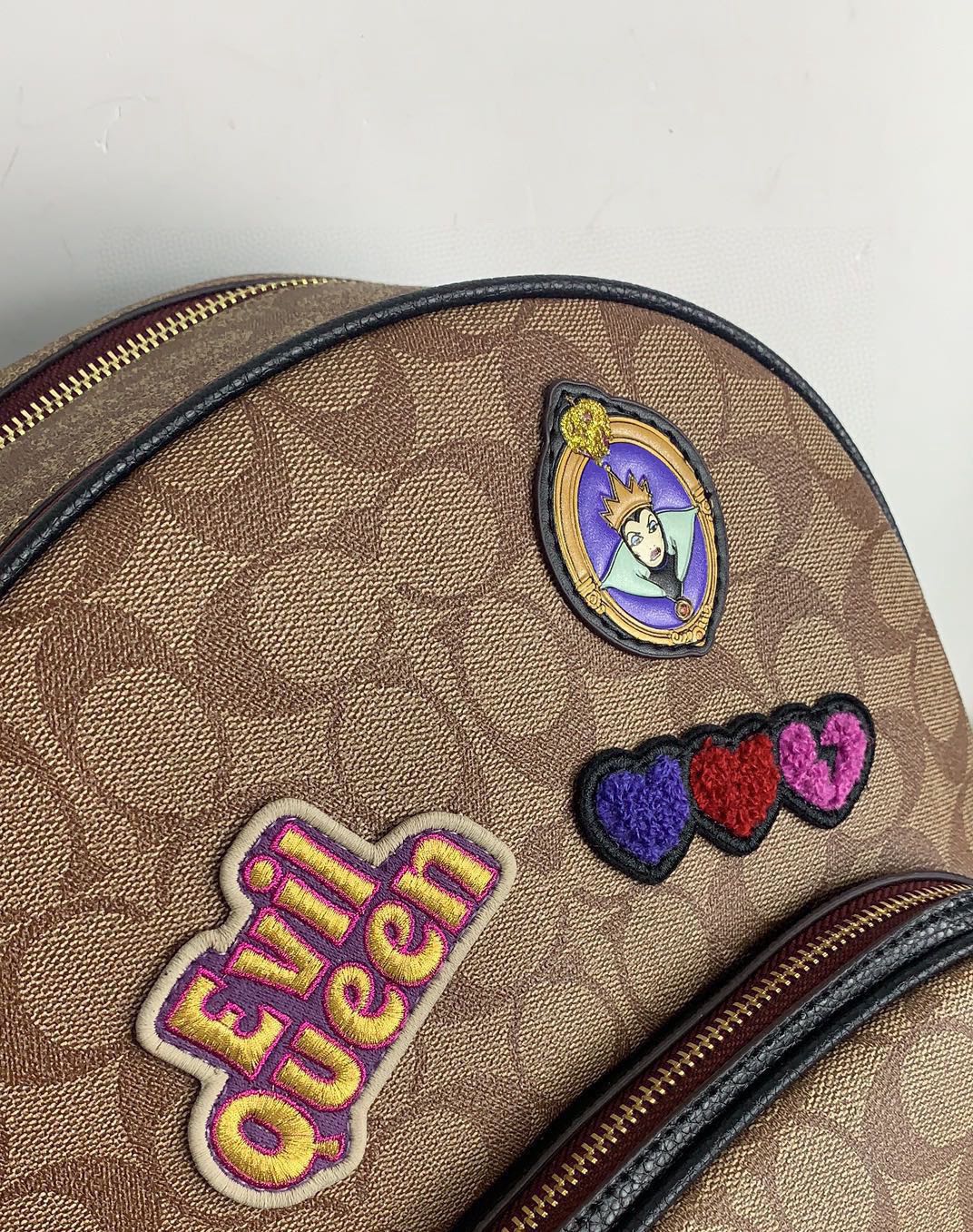 coach/蔻驰新款 CC148 徽章Court系列奥莱款中号女士PVC配皮双肩背包出货