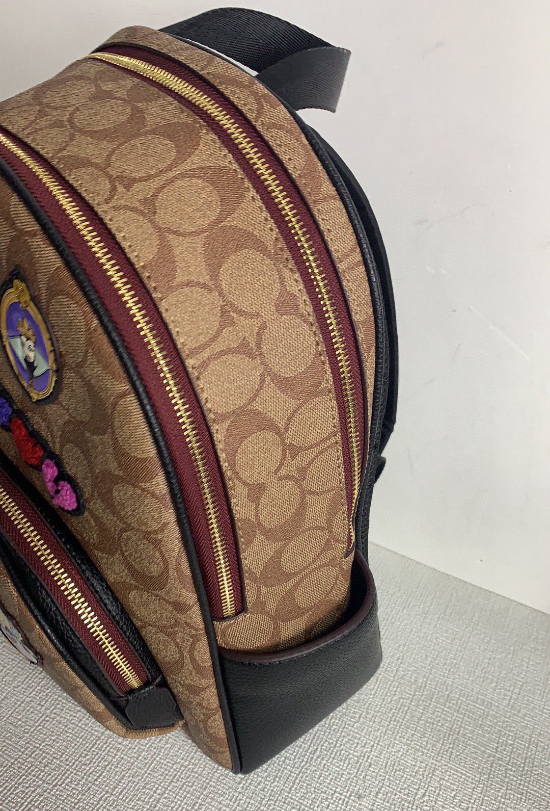 coach/蔻驰新款 CC148 徽章Court系列奥莱款中号女士PVC配皮双肩背包出货