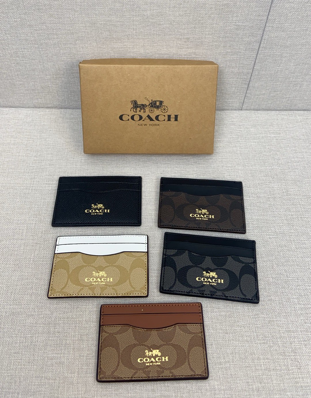 Coach 新款coach卡包F57312/63279放零钱放卡放硬币。多功能哦。尺寸10 7左右