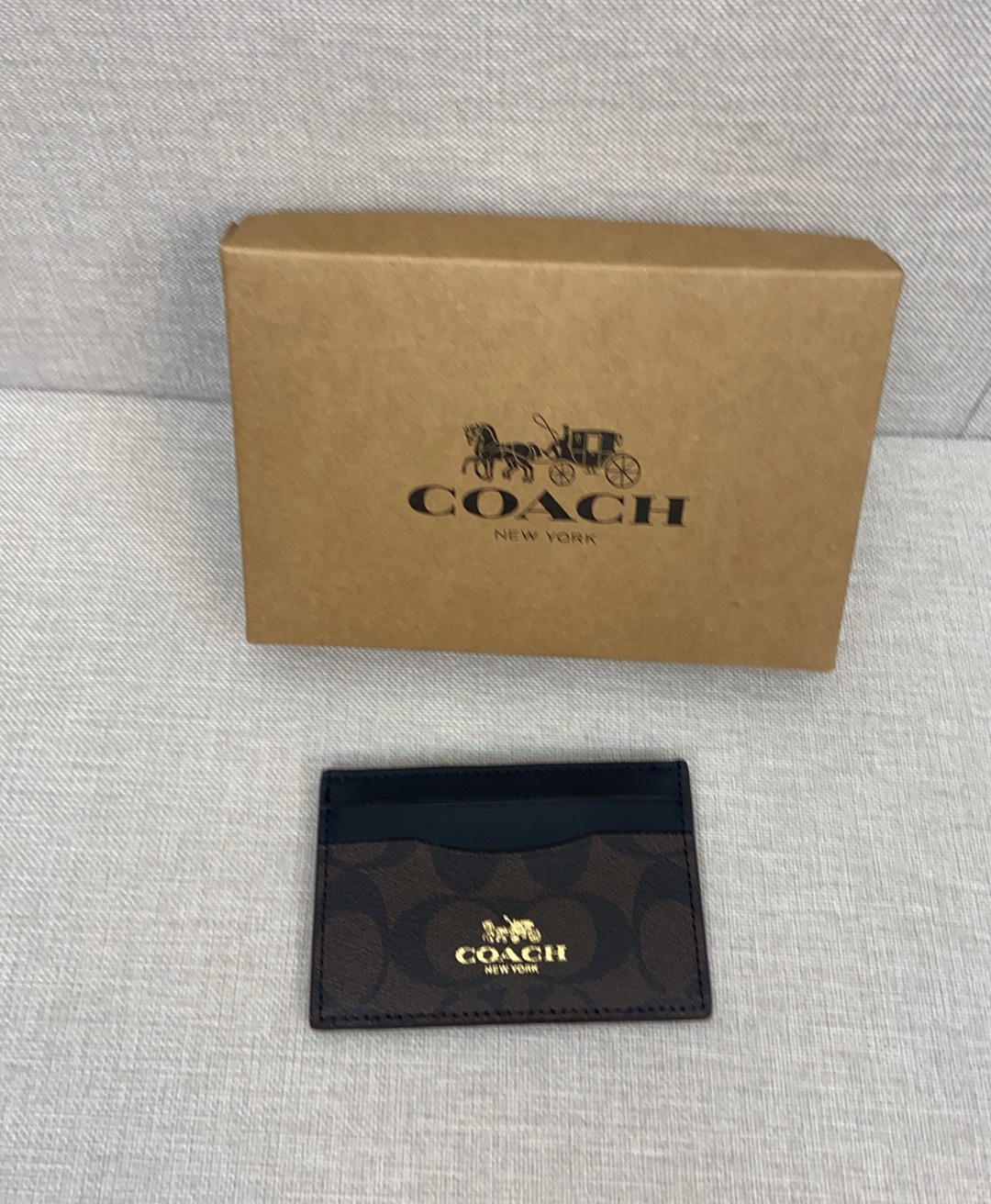 Coach 新款coach卡包F57312/63279放零钱放卡放硬币。多功能哦。尺寸10 7左右