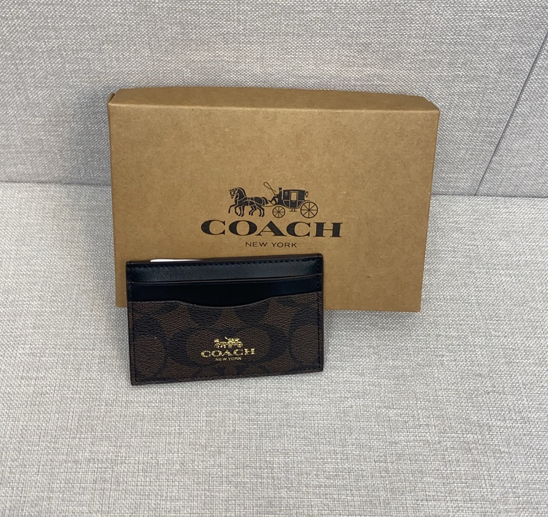Coach 新款coach卡包F57312/63279放零钱放卡放硬币。多功能哦。尺寸10 7左右
